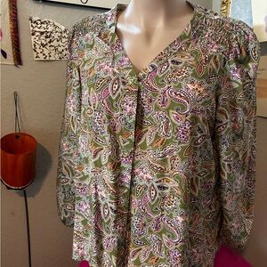 Olive Paisley V-Neck Long Sleeve Women's Top